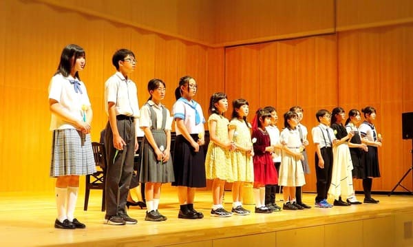 甲府市ピアノ教室発表会の様子